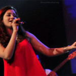 Shreya Ghoshal, Shreya wears red, Ghoshal wears pink, gorgeous Shreya Ghoshal